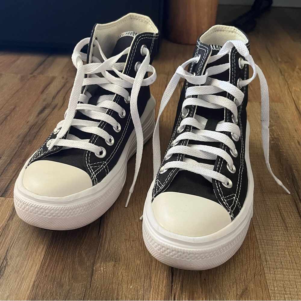 Converse Chuck Taylor All Stars Move Platform Sneaker in black and white